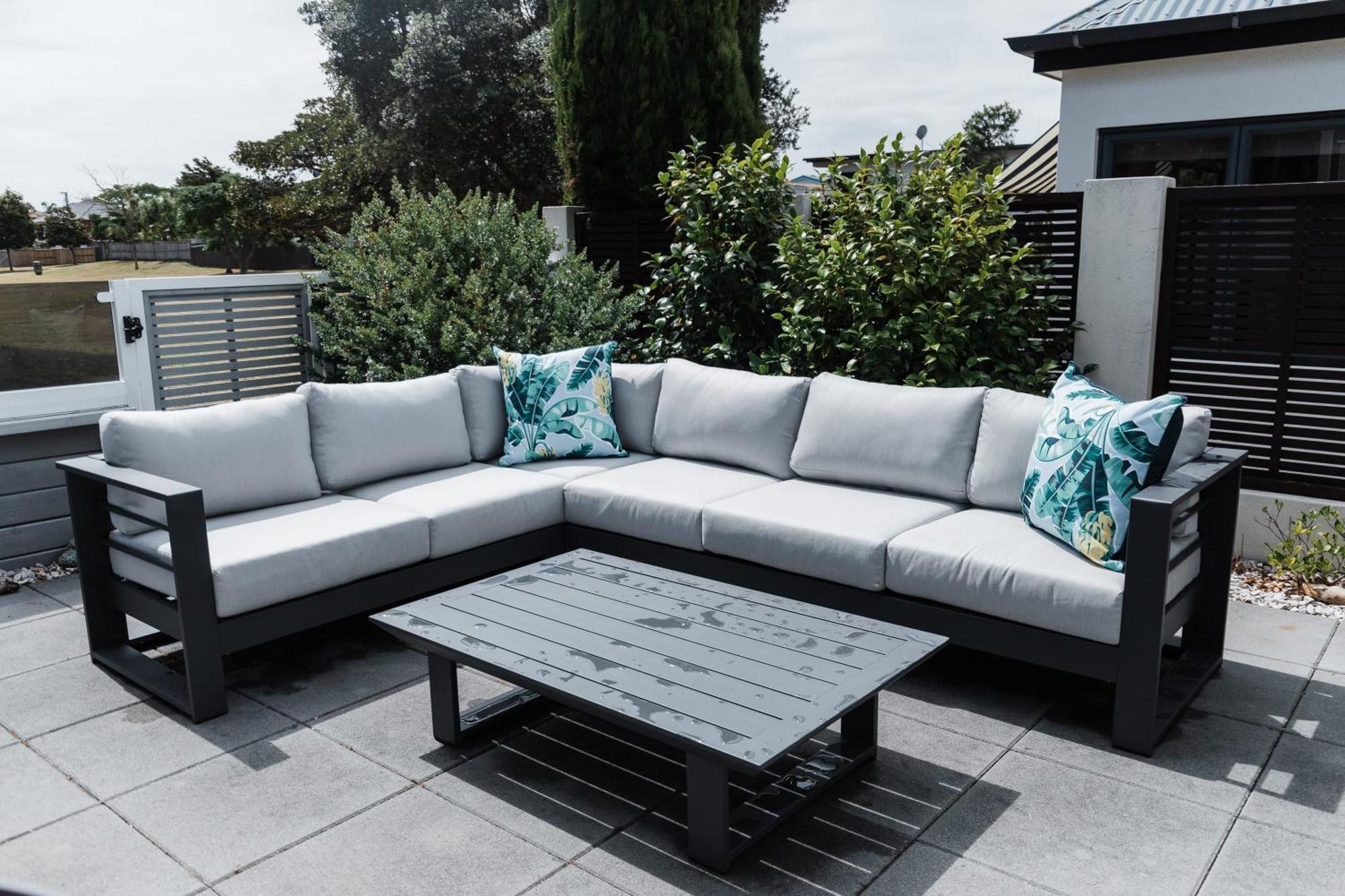 Stunning Tranquil Home With Green Space Views Mount Maunganui Esterno foto
